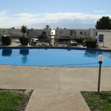 Village C23 * كورال باي